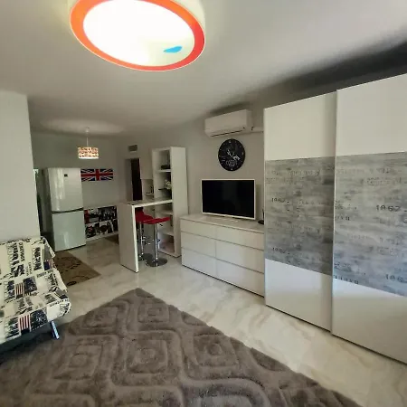 Pastel Studio Apartment *